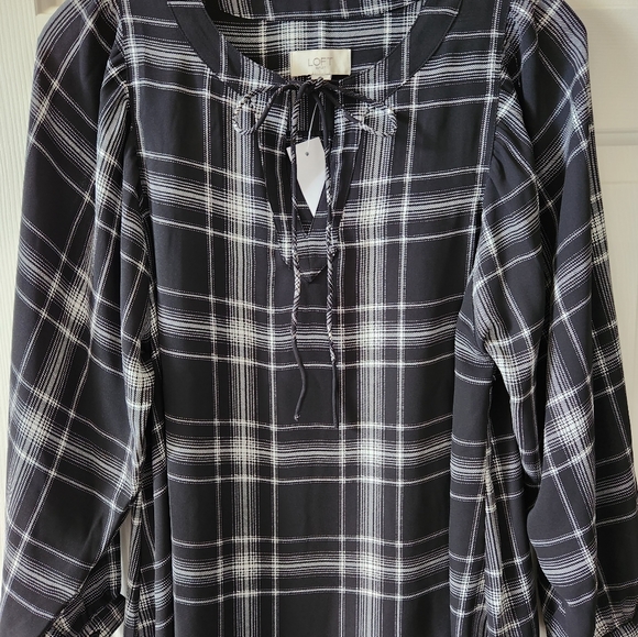 Loft Black & White Blouse Size Small - Picture 2 of 7